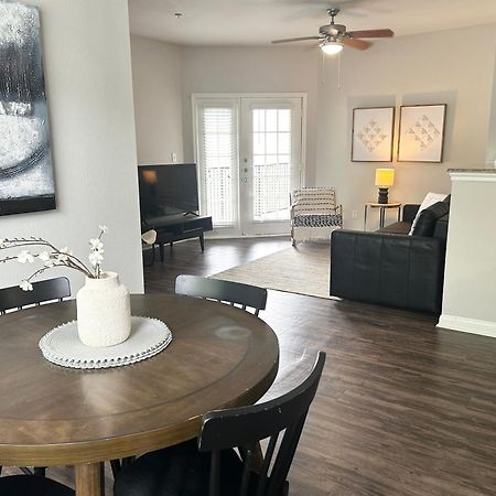 Hidden Gem At Med Center 2Br & 2Ba Apartment 休斯敦 外观 照片